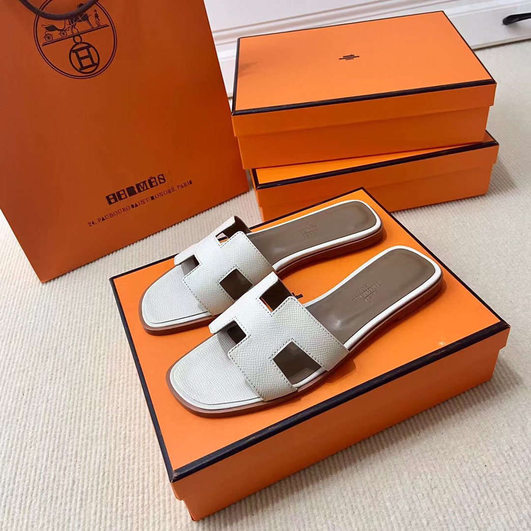 에르메스 올수공 오란 슬리퍼 샌들 앱송 92